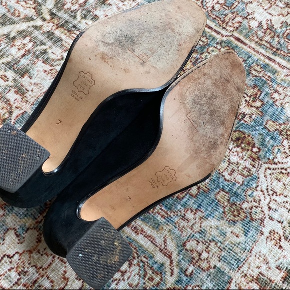 Charles Jourdan Suede Bis Pumps - Picture 5 of 11